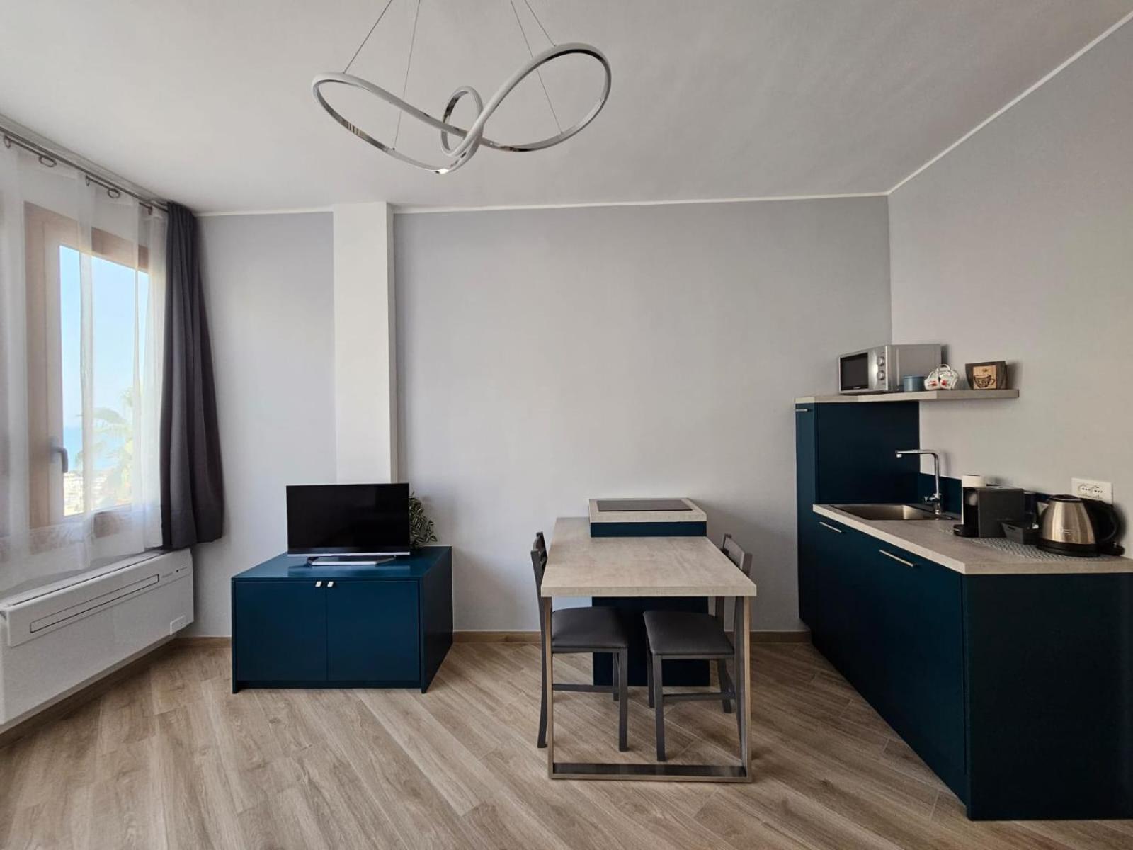 Appartamento Casa Al Mare Angela Ventimiglia Esterno foto